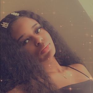 Meet your Posher, Jasmine